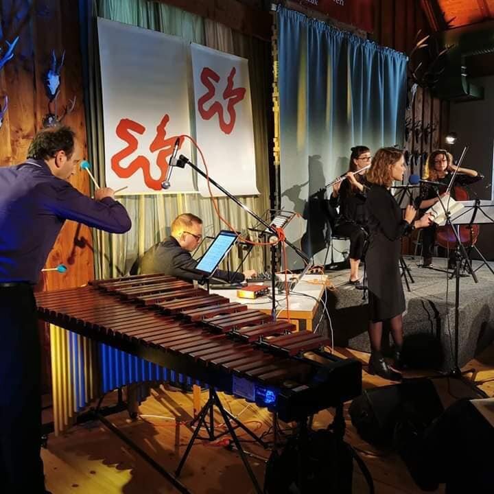 ALDA og Gerður í Skovpavillion Október 2019.jpg